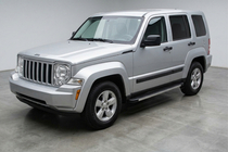 Jeep Cherokee/Liberty 2007–2013 Boční nášlapy Maya V1 (2 ks, hliník) fotografie 1