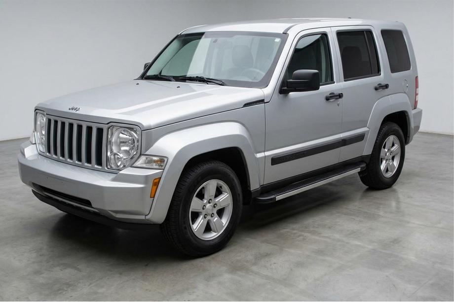 Jeep Cherokee/Liberty 2007–2013 Boční nášlapy Maya V1 (2 ks, hliník) Image