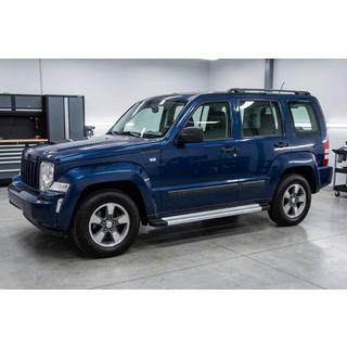 Boční prahy Maya V2 (2 ks, hliník) Jeep Cherokee/Liberty 2007–2013 fotografie 1