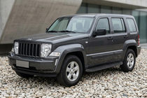 Jeep Cherokee/Liberty 2007–2013 Boční nášlapy Tayga Black (2 ks, hliník) fotografie 1