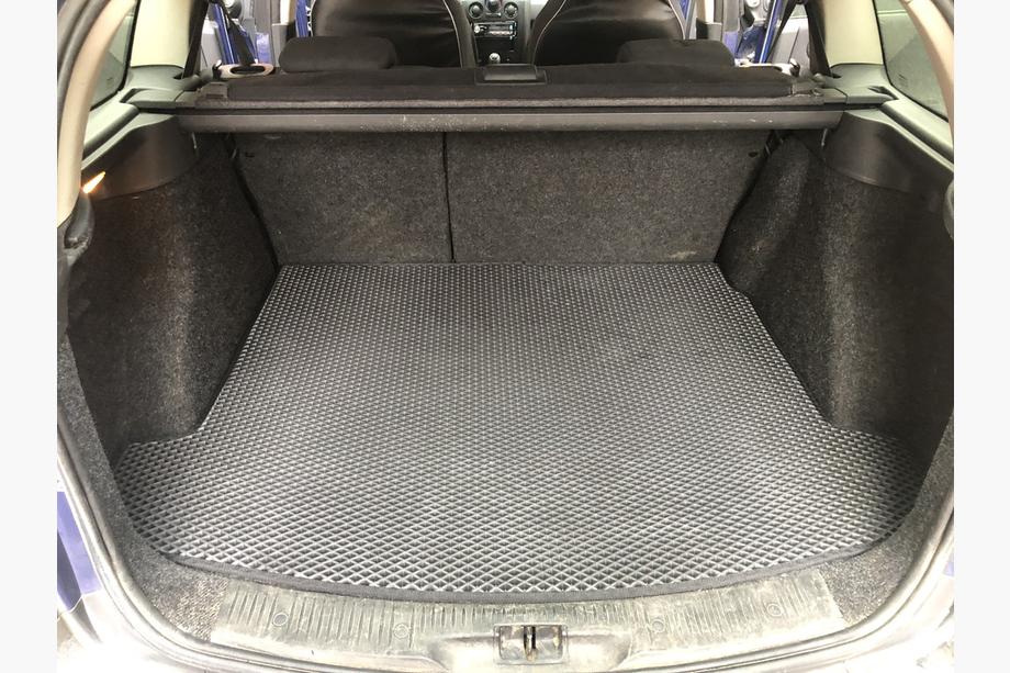 Renault Megane II 2004–2009 EVA vana do kufru SW (černá) Image