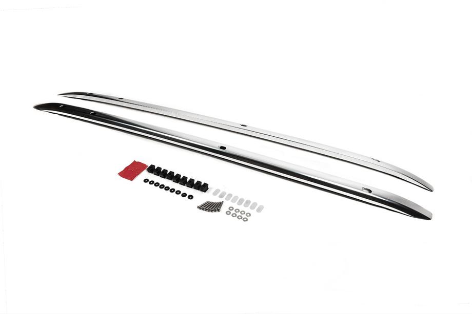 Toyota Land Cruiser 300 2021– Integrované střešní ližiny chromované (hliník) Image