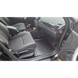 Gumové autokoberce Stingray 3D (5 ks, polyuretan) Renault Megane III 2009–2016 fotografie 4