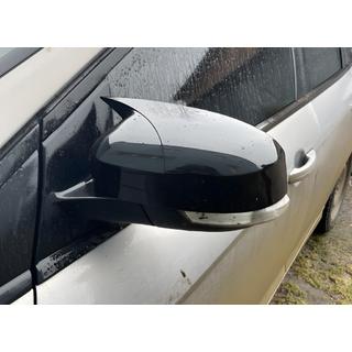 Kryty zrcátek BMW-Style (pro EU, 2 ks) Ford Focus III 2011–2017 fotografie 1