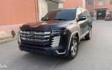 Toyota Land Cruiser 200 2007–2021 Restylingový kit pro LC 300 High-Line (V1) fotografie 3