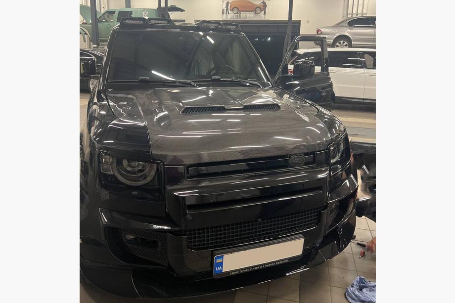 Land Rover Defender 2019– Karbonová kapota (pravý karbon) Image