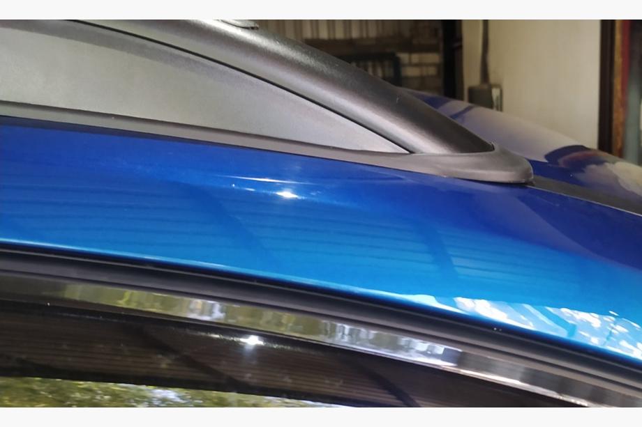 Ford Kuga/Escape 2013–2019 Střešní podélníky Skyport (černé) Fotografie 16