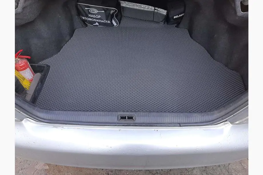 Toyota Camry 2001–2006 Koberec do kufru (EVA, černý) Image