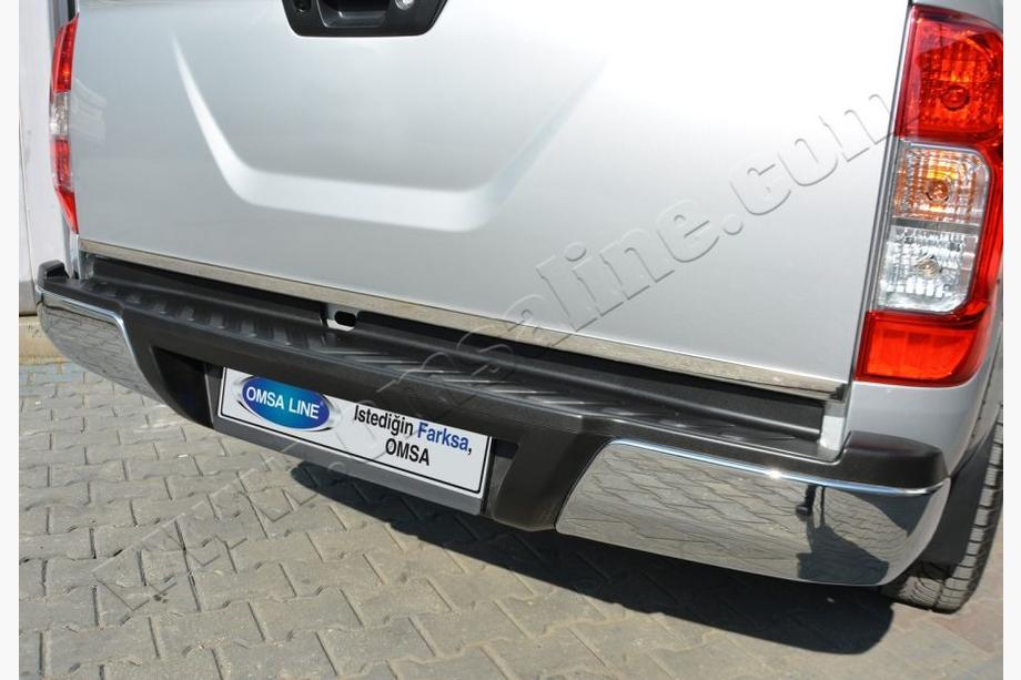 Nissan Navara/NP300 2016– Nerezová lišta hrany víka kufru Image