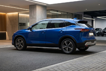 Nissan Qashqai 2021– Boční nášlapy Maydos V1 (2 ks, hliník) fotografie 1