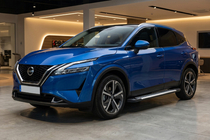 Nissan Qashqai 2021– Boční nášlapy Line (2 ks, hliník) fotografie 1