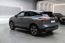 Nissan Qashqai 2021– Boční nášlapy RedLine (2 ks, hliník) fotografie 1