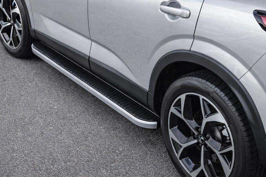 Nissan Qashqai 2021– Boční nášlapy Tayga Grey (2 ks, hliník) Image