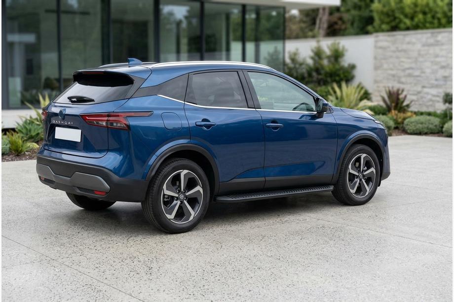 Nissan Qashqai 2021– Boční nášlapy Tayga Black (2 ks, hliník) Image