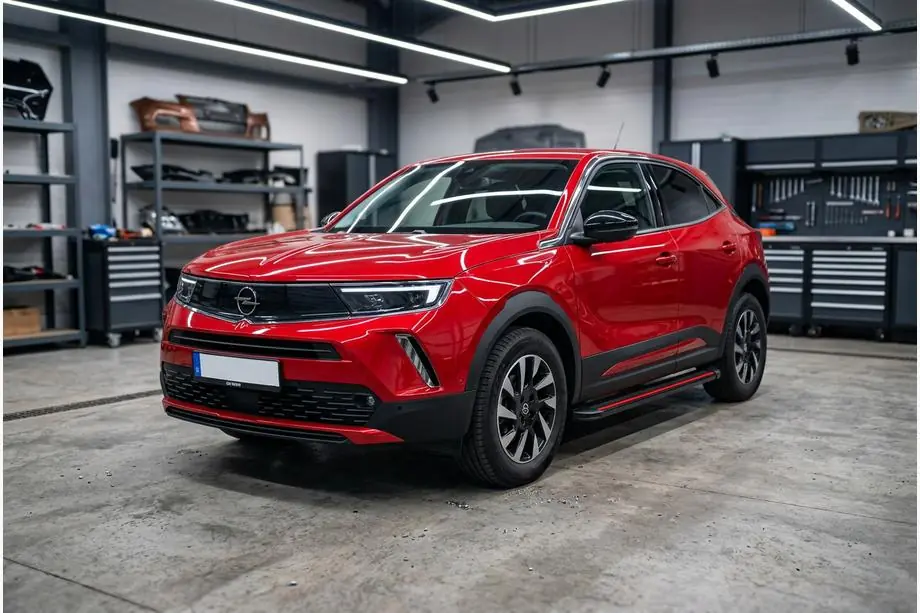 Opel Mokka 2021– Boční prahy Maya Red (2 ks, hliník) Image