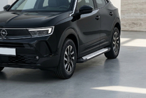 Opel Mokka 2021– Boční nášlapy Allmond Grey (2 ks, hliník) fotografie 1