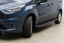 Volkswagen Caddy 2020– Boční nášlapy Tayga Black (2 ks, hliník) Maxi (dlouhý rozvor) fotografie 1