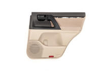 Toyota Land Cruiser 200 2007–2021 Dveřní obložení bez dřevěné vložky (1 ks) fotografie 3