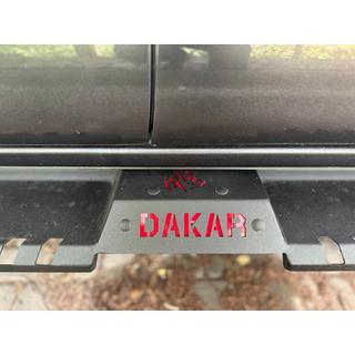 Boční nášlapy Dakar V2 s LED (2 ks, kovové) Toyota Hilux 2015– fotografie 2