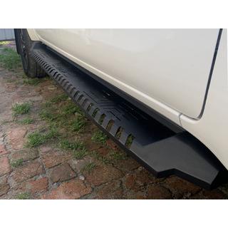 Boční prahy Dakar V1 bez LED (2 ks, kov) fotografie 2