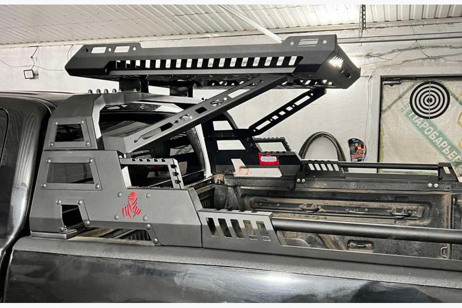 Toyota Hilux 2006–2015 Rollbar s košem Dakar (pro roletu) Fotografie 2