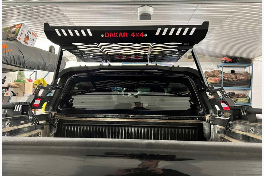Toyota Hilux 2006–2015 Rollbar s košem Dakar (pro roletu) Fotografie 3