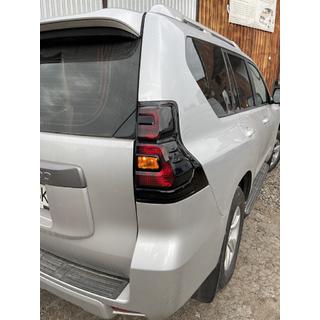 Zadní světla BlackEdition V3 (2017+, 2 ks) Toyota Land Cruiser Prado 150 2009–2023 fotografie 3