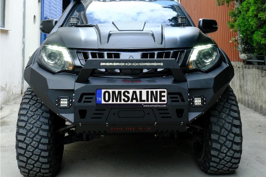 Mitsubishi L200 2015–2024 Přední nárazník s krytem motoru Dakar (2015-2019) Image
