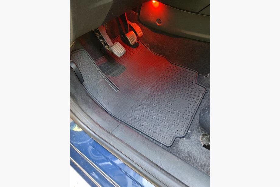 Ford Mondeo 2008–2014 Gumové koberečky Polytep (4 ks) Image