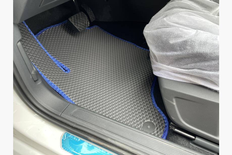 Volkswagen Lavida/e-Lavida 2019– EVA autokoberce (černé) Image