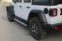 Jeep Wrangler 2018– Boční nášlapy Mevsim Grey (2 ks, hliník) fotografie 1
