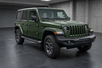 Jeep Wrangler 2018– Boční prahy Allmond Black (2 ks, hliník) fotografie 1