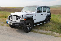 Jeep Wrangler 2018– Boční nášlapy Fullmond (2 ks, hliník) fotografie 2