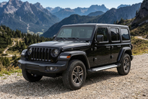Jeep Wrangler 2018– Boční nášlapy Line (2 ks, hliník) fotografie 1