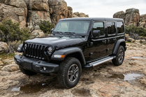 Jeep Wrangler 2018– Boční nášlapy Vision New Grey (2 ks, hliník) fotografie 1