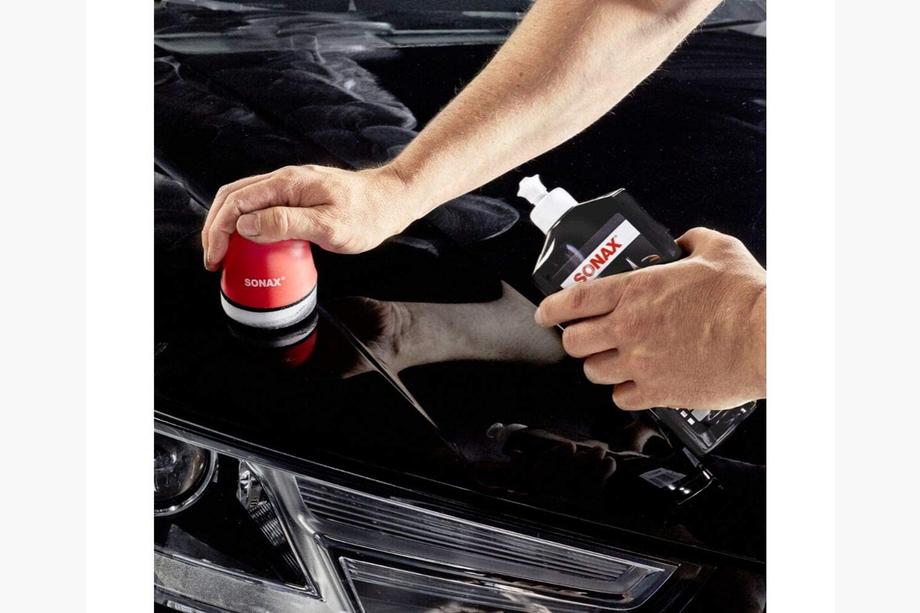 Sonax NanoPro barevná leštěnka s voskem, černá 250 ml Fotografie 2