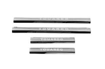 Volkswagen Touareg 2002–2010 Nerezové kryty prahů Carmos V3 (sada 4 ks) fotografie 2