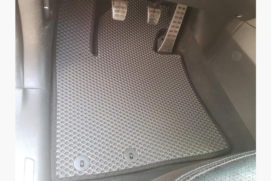Kia Sorento II XM 2009–2014 Autokoberce EVA do interiéru 2009-2012 (šedé) Image