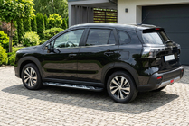 Suzuki SX4 S-Cross 2021– Boční nášlapy Sunrise (2 ks, hliník) fotografie 1