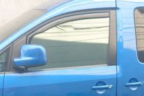 Peugeot Bipper 2008–2017 Okenní deflektory vkládací (2 ks, HIC) fotografie 2
