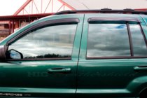 Jeep Grand Cherokee WJ 1999–2004 Ofuky oken (4 ks, HIC) fotografie 2