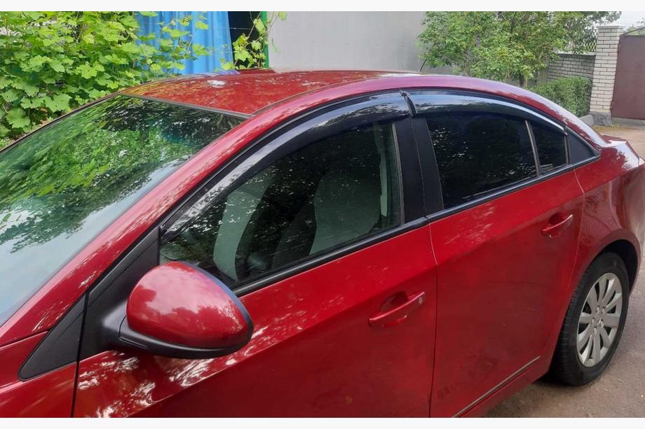 Chevrolet Cruze 2009–2015 Ofuky oken SD (4 ks, Sunplex) Image