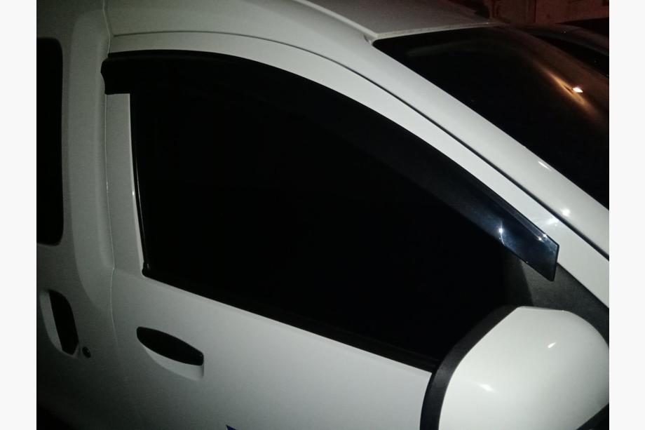 Dacia Dokker 2013–2022 Deflektory oken (2 ks, Sunplex Sport) Fotografie 3