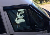 Ford Transit 2000–2014 Deflektory oken (2 ks, Sunplex Sport) fotografie 4