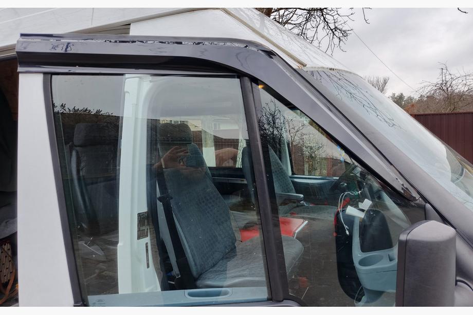 Ford Transit 2000–2014 Deflektory oken (2 ks, Sunplex Sport) Image