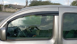 Renault Kangoo 2008–2020 Deflektory oken (2 ks, Sunplex Sport) fotografie 2