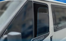 Ford Transit 2000–2014 Ofuky oken G-typ (2 ks, Sunplex Sport) fotografie 5