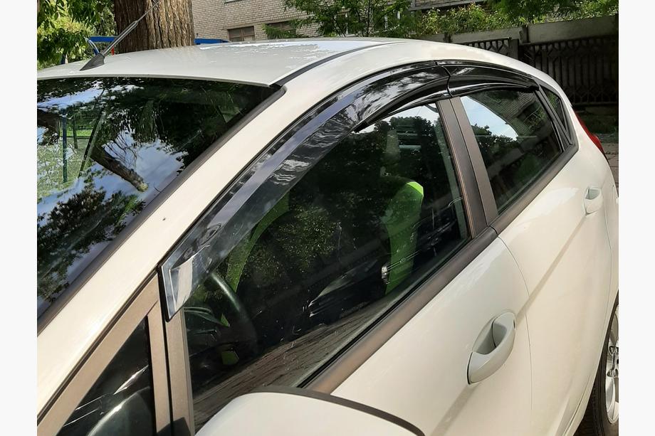 Ford Fiesta 2008–2017 Ofuky oken (4 ks, Sunplex Sport) Fotografie 8