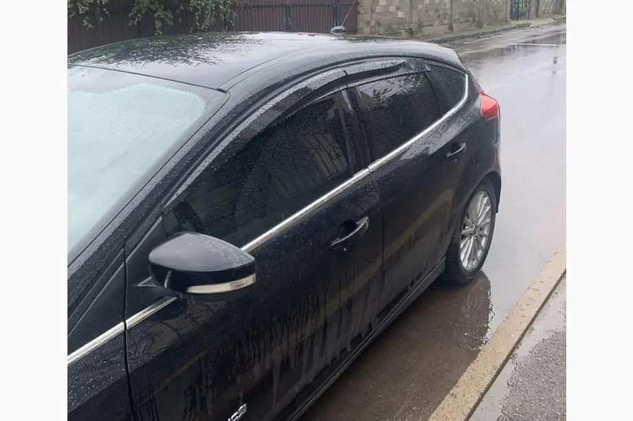 Ford Focus III 2011–2017 Ofuky oken HB/Sedan (4 ks, Sunplex Sport) Image