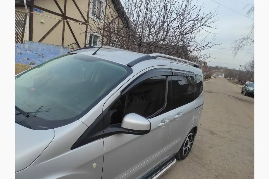 Ford Courier 2014–2023 Ofuky oken (4 ks, Sunplex Sport) Image